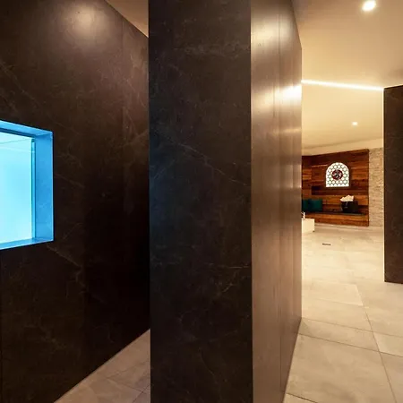 Garni Schellenberg Готель 4*